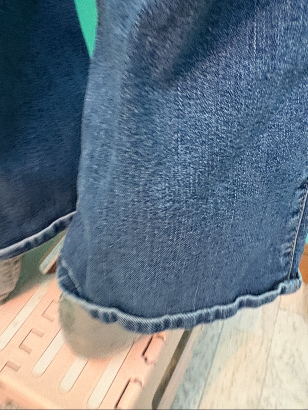 Hollister Medium Blue High-Rise Flare Jeans - Picture 7 of 10